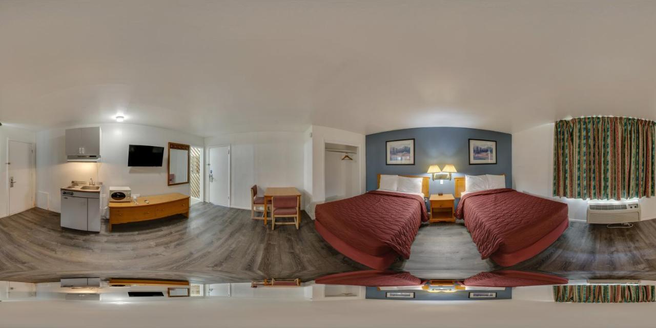 Rodeway Inn & Suites Sidney Historic Downtown I-80 Buitenkant foto